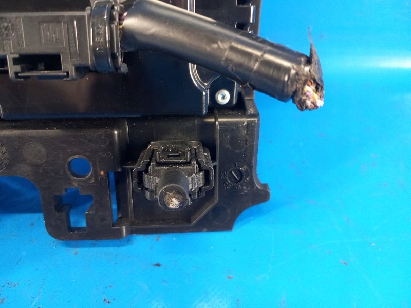 фото №2, Usb разъем ford mustang 15 fr3z-14d202-d