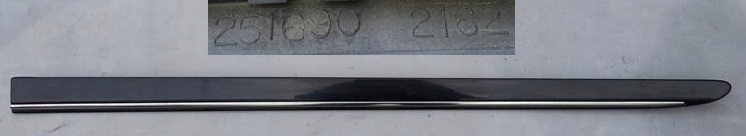 фото №1, Молдинг дверь левый перед mercedes r w251 2516902162