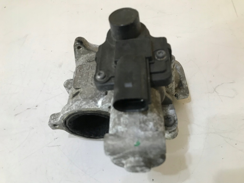 фото №5, Vw golf v 2.0 tdi клапан egr 03g129637a