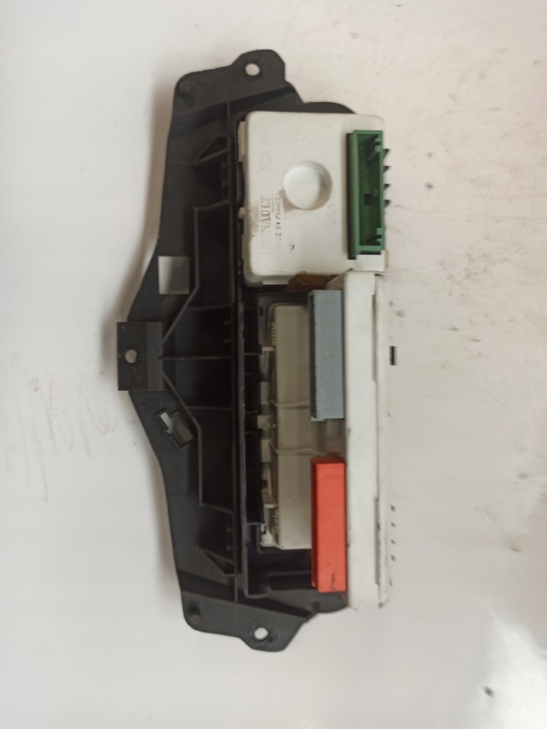 фото №9, Renault scenic i счетчик дисплей p8200142416a