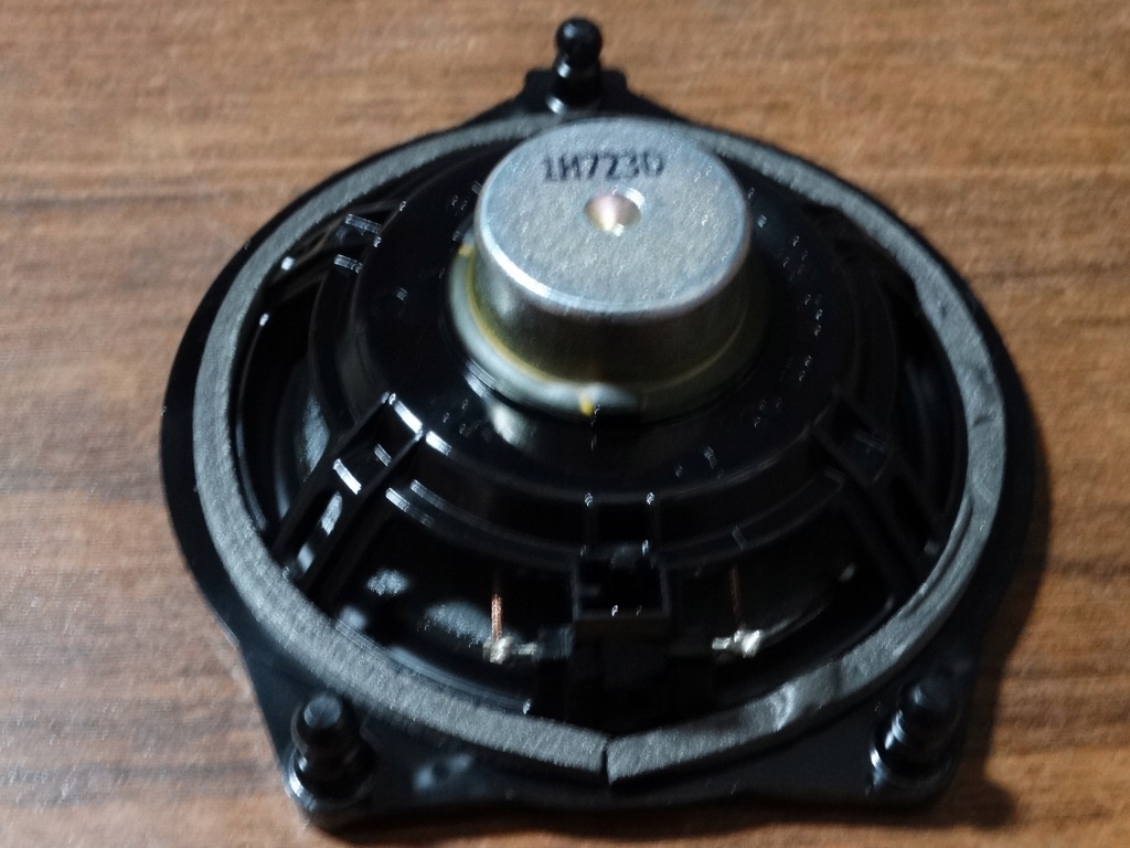 фото №2, Динамік консолі mercedes-benz оригінальний номер a2058200902