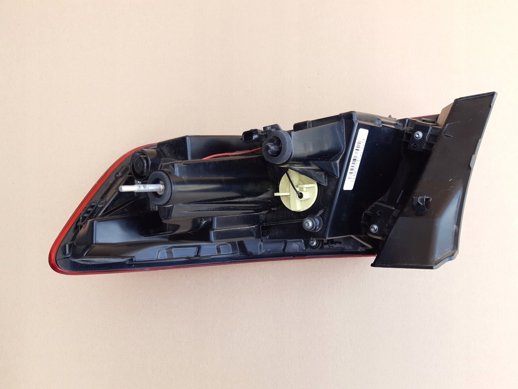 фото №13, Лампа лівий задня renault arkana 21-