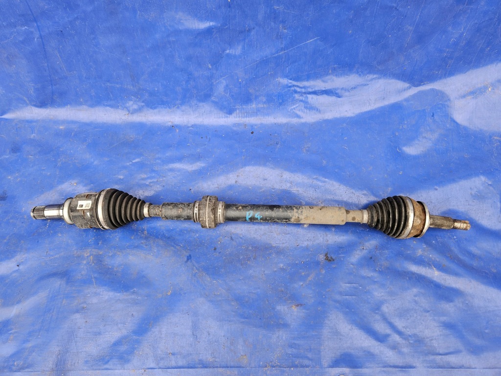 Купити Toyota prius iv 15-23 привідний вал права