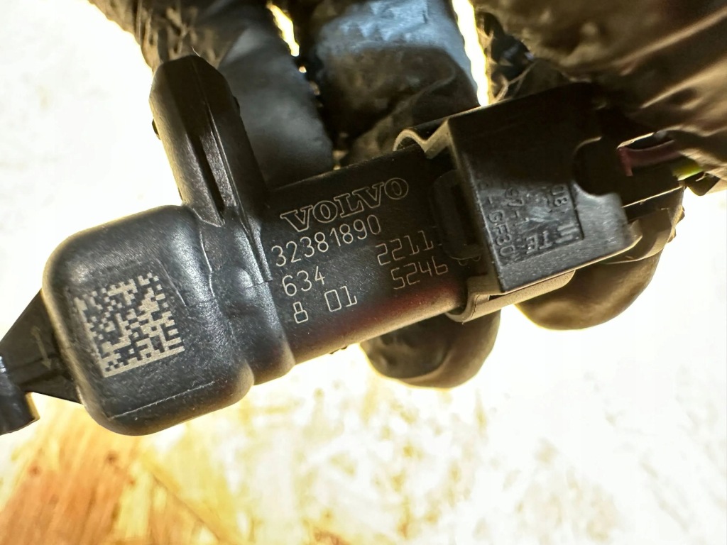 фото №10, Датчик удару ударний штекер volvo xc40 ii c40 32381890 2017-