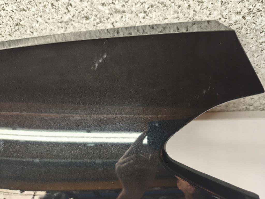 Крила праві перед volkswagen id4 11a821106 Зі Шроту