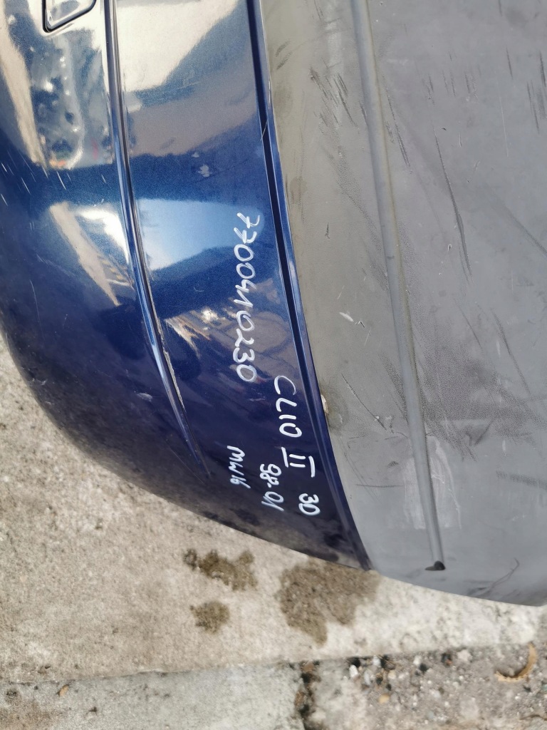 Бампер задній kompletny renault clio ii 7700410230 Оригінал