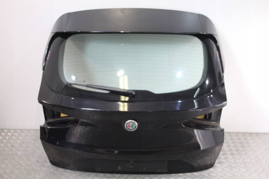 фото №1, Крышка багажника багажника stelvio