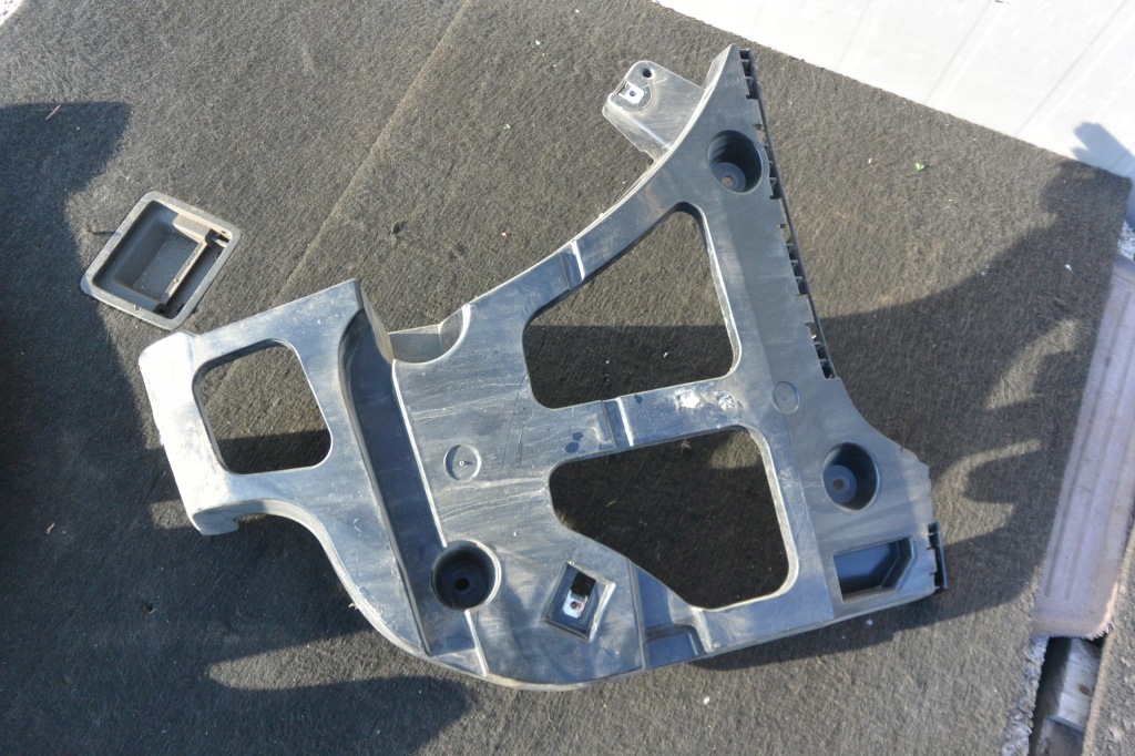 фото №9, Направляющая кронштейн бампера задняя правый левый bmw x5 e70 lift