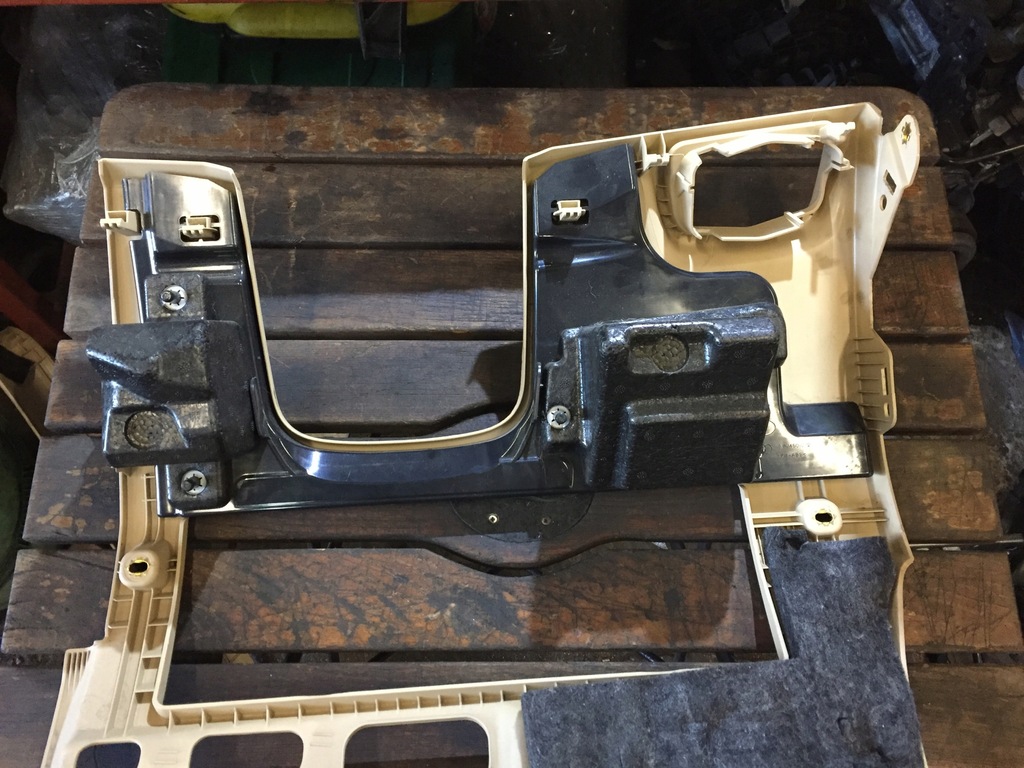 фото №8, Audi a6 c7 захист pod кермо 4g1880301