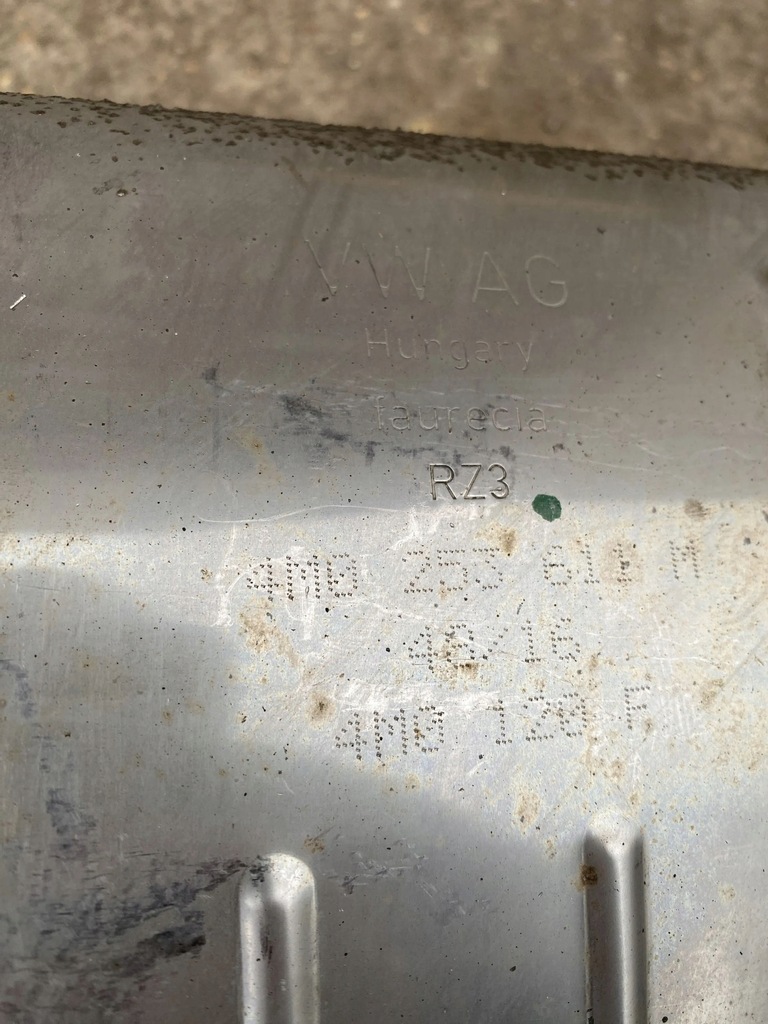 фото №15, Audi q7 4m 2017 гаситель kompletny 4m0253611m