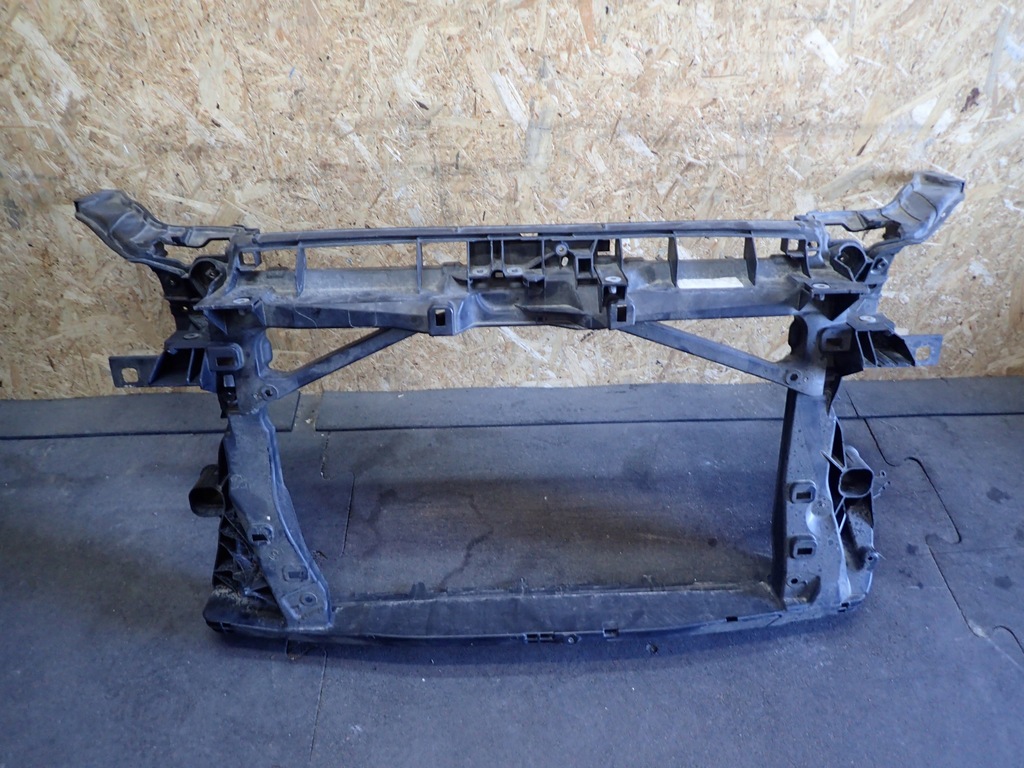 фото №1, Pas передний audi a3 cabrio 13- 8v7