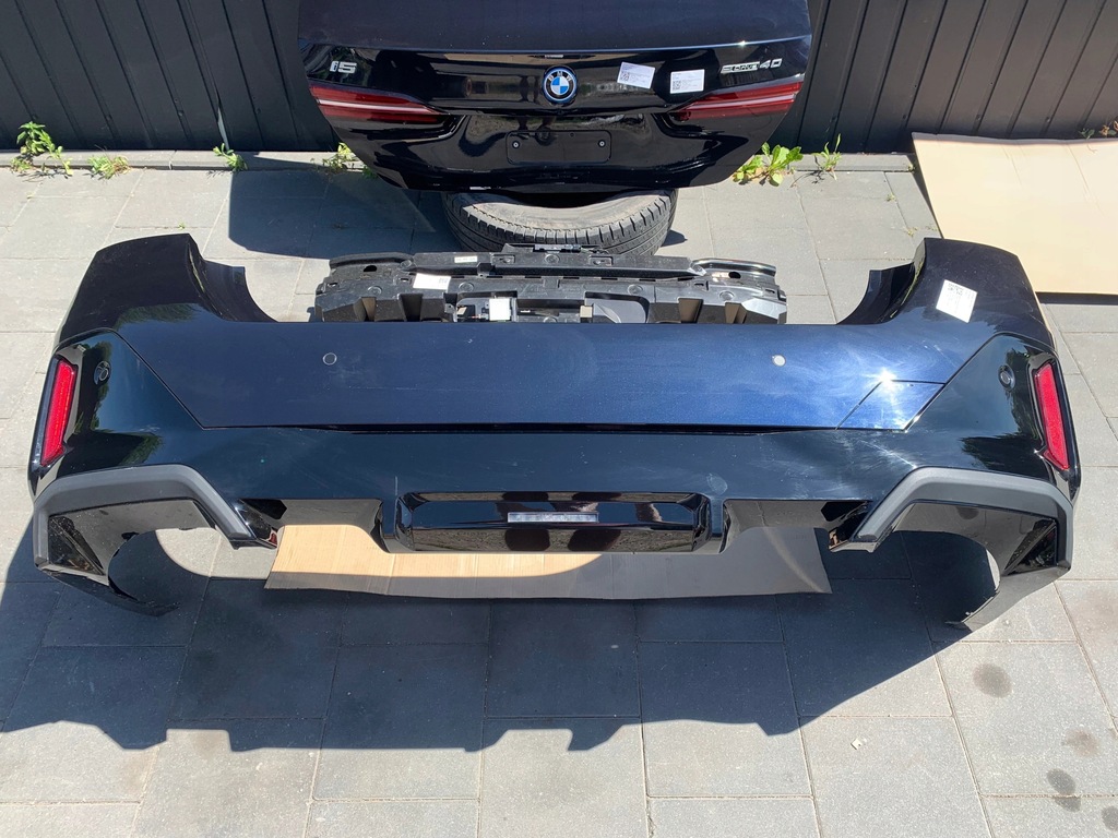 фото №13, Kompletny задняя крышка багажника бампер лампы балка направляющая бампера bmw 5 g60 416