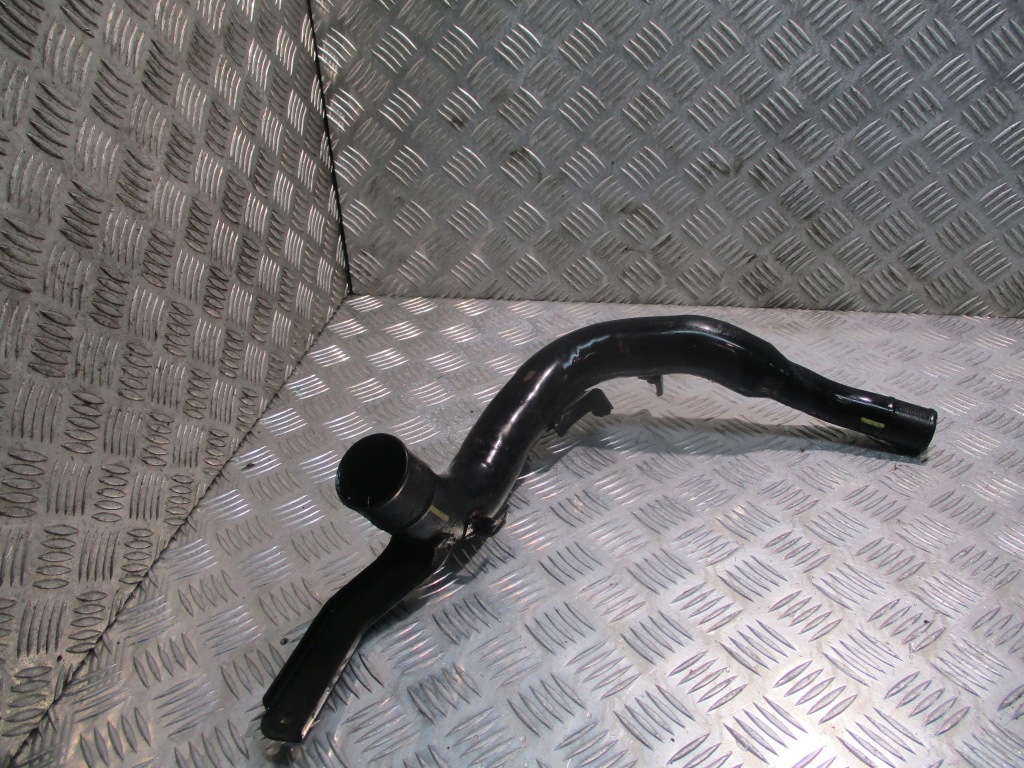 Купити Труба шланг інтеркулер toyota avensis t22 2.0 d4d