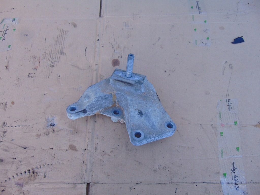 фото №1, Кронштейн коробки ford mondeo mk4 s-max 2.0 tdci