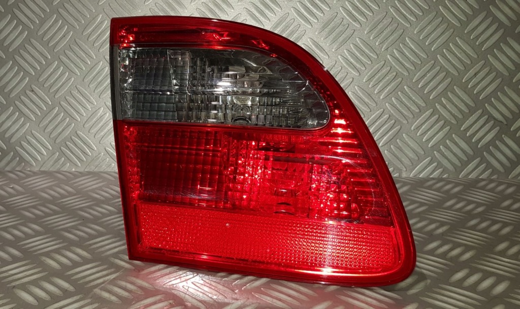 фото №1, Mercedes w211 kombi lift лампа левая задняя w крышка задняя крышки a2118202964