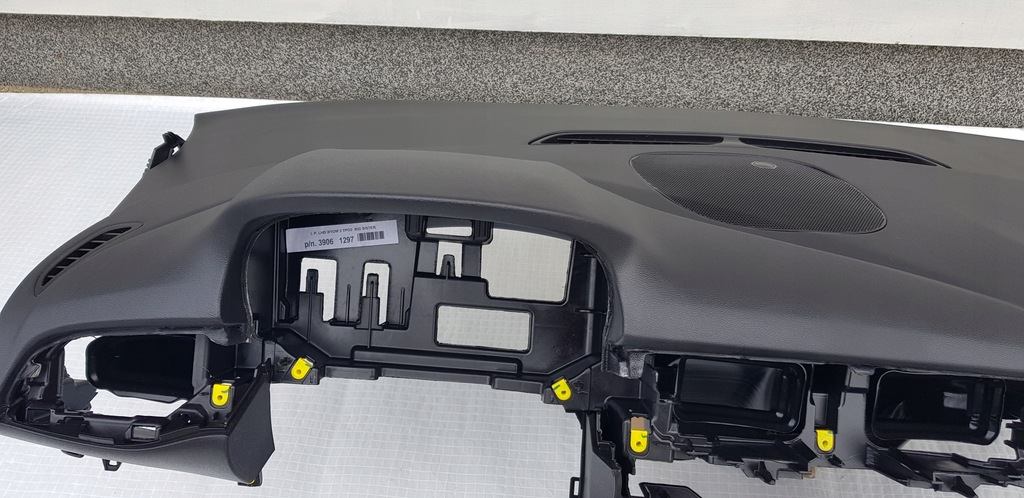 фото №5, Консоль панель приладів панель приладів подушка безпеки натягувачі opel corsa e