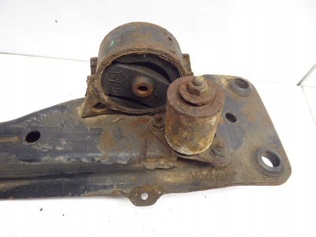 фото №8, Almera tino балка кронштейн pod двигатель 2.2 di