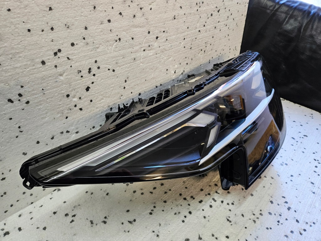 фото №7, Audi q8 laser lift лампа