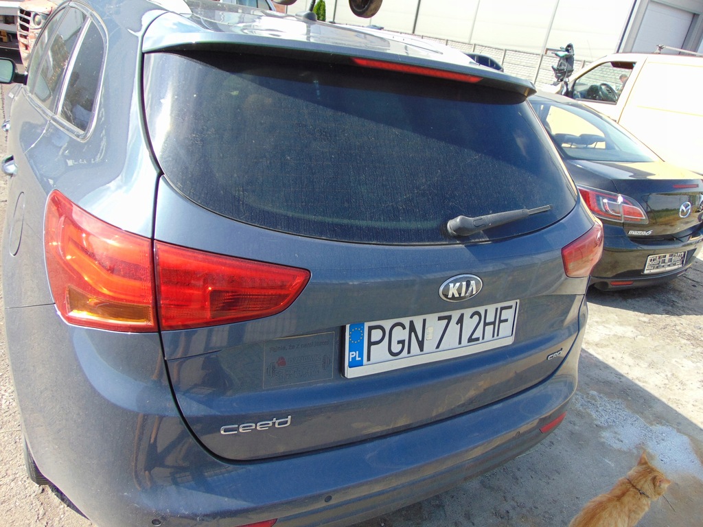 фото №1, Кришка багажника задня задня багажника kia ceed ii kombi d7