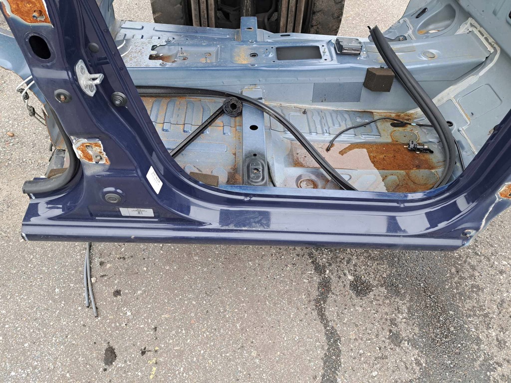 фото №1, Dacia sandero ii 13- 5d порог правый блок двигателя средний