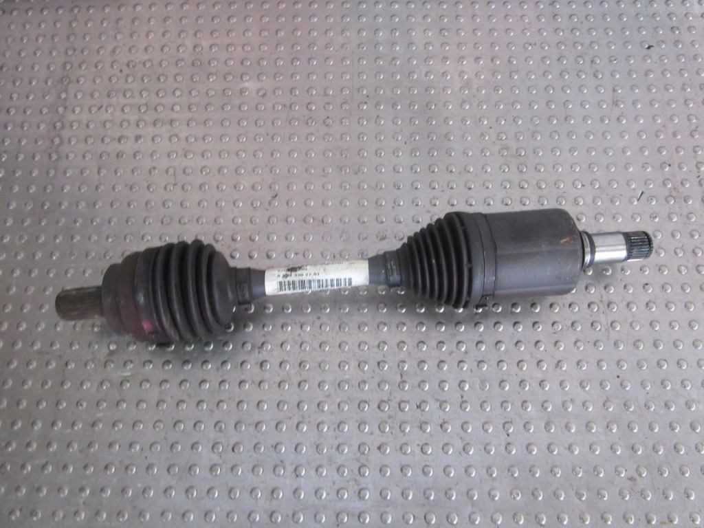 Купити Mercedes glk x204 привідний вал права перед 4matic