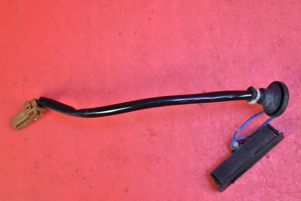 фото №4, Ручка кнопка крышки задняя задний nissan tiida 1 i sedan 04-12