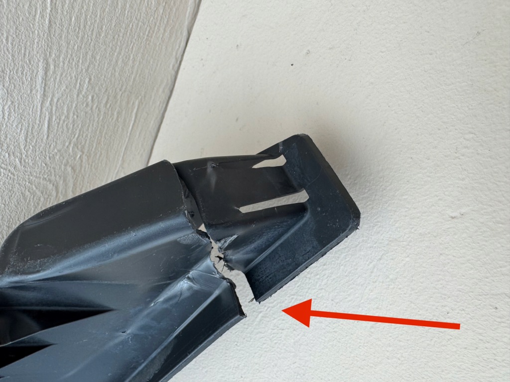 Toyota prius iv 4 15-19r абсорбер бампера перед передний 52618-47090 в Украине