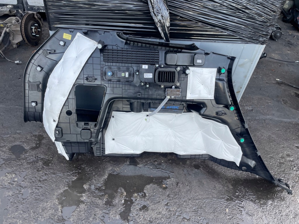 фото №6, Kia sorento iv 7 осіб обшивка багажника лівий 85730-p2200 правий 85740-p2200