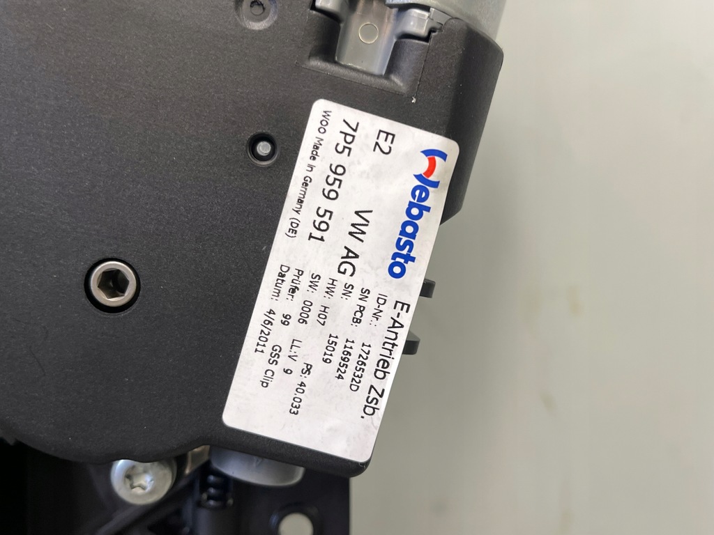 фото №10, Люк audi a6 c7 sedan szary матеріал mondsilber