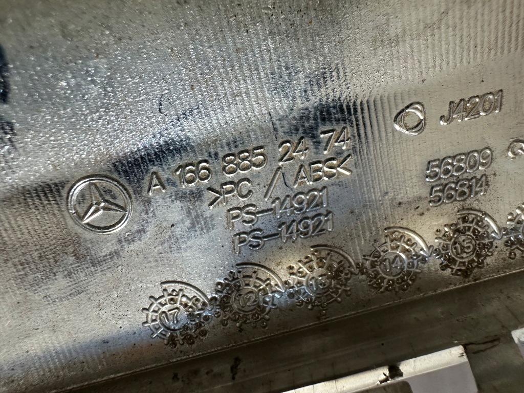 фото №11, Молдинг хром бампера задня a1668852474 mercedes gle w166