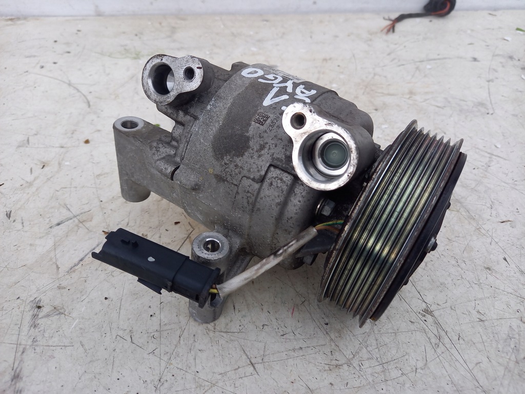 фото №4, Насос кондиціонера toyota aygo ii citroen c1 88310-yv010-d