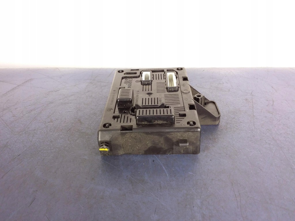 фото №2, Renault clio iii блок управления модуль bcm 8200652284