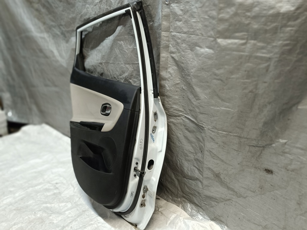 фото №10, Kia ceed ii 2 дверь левая задняя задние kombi