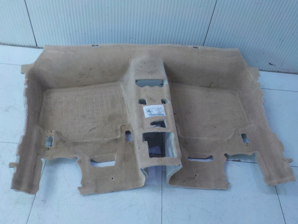 фото №1, Bmw 4 f36 обшивка задняя 95415431 коврик