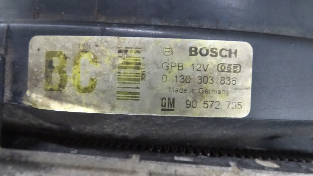 Zafira a 2.0d радиатор воды вентилятор 90572755 Доставка