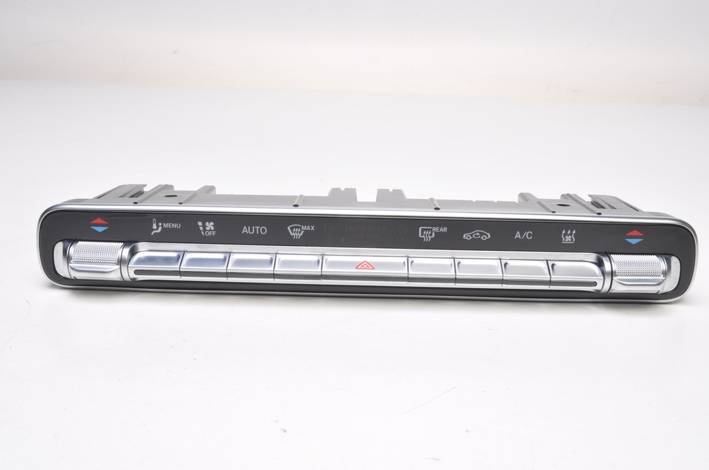 фото №10, Mercedes eqb x243 w247 панель кондиционера a2479057003
