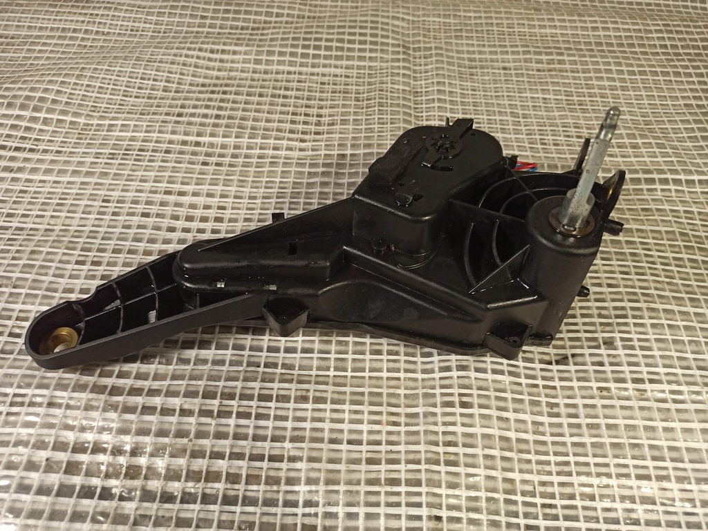 фото №5, A5 cabrio моторчик шторка дах лівий 8f0825175b