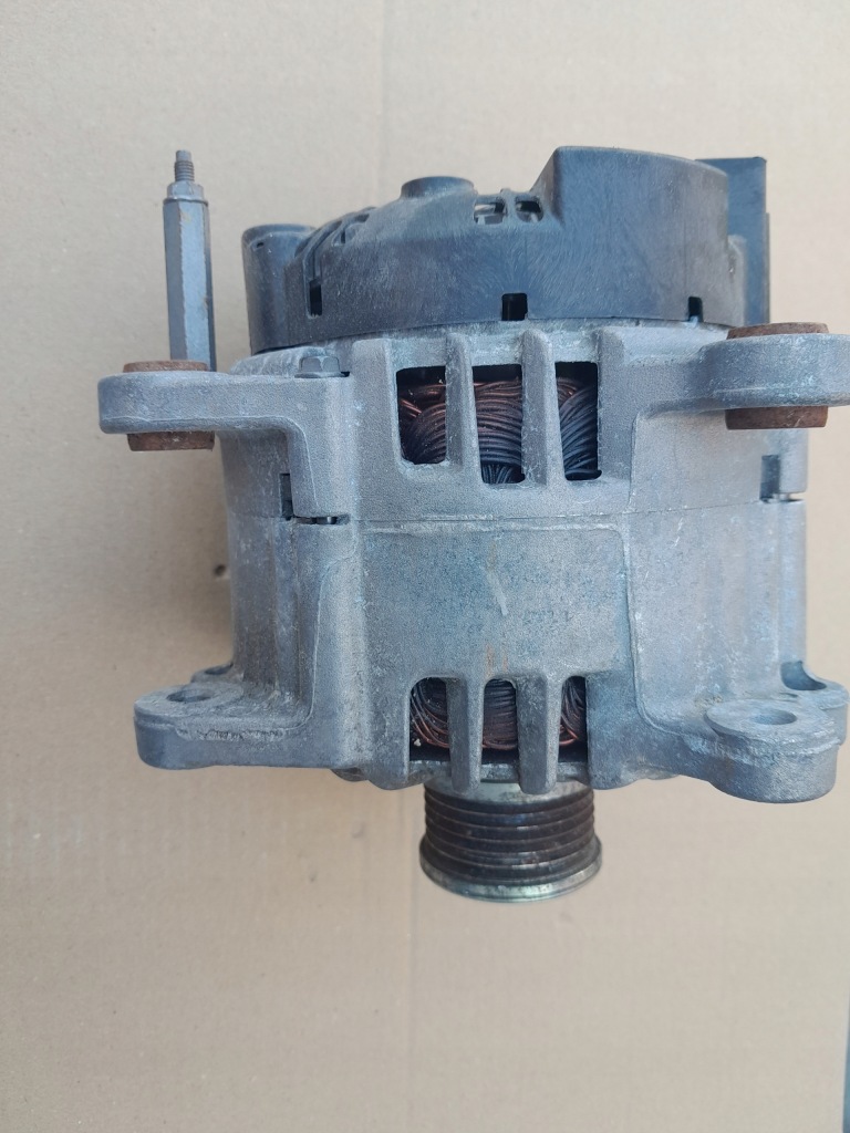 Генератор 140a 03l903023l vw golf 7 1,6tdi 2016r в Україні