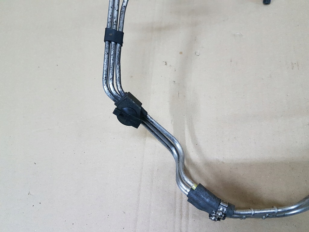 фото №6, Citroen c5 iii шланг трубки вакуумa 2.2 hdi