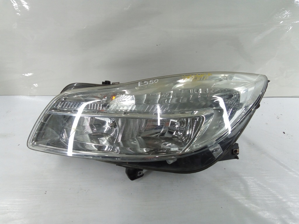 фото №1, E550 лампа лівий перед insignia uk
