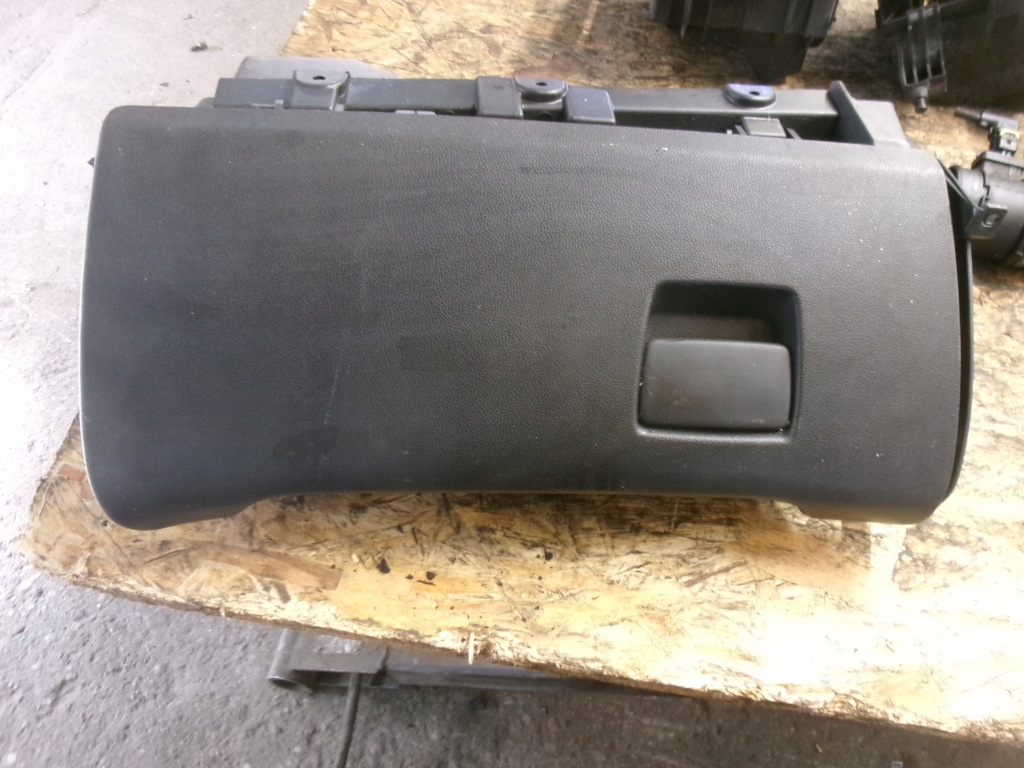 Купити Opel meriva b бардачок пасажира європа