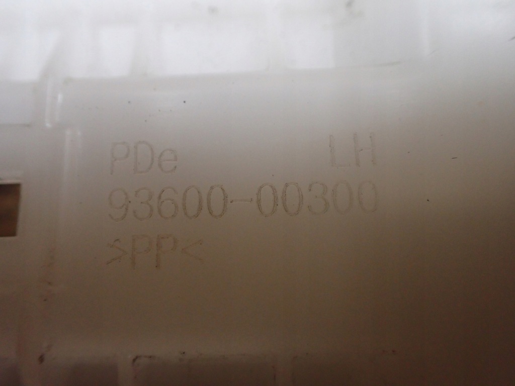 фото №5, Кронштейн замка левый перед kia ceed iii europa 2018- 93600-00300