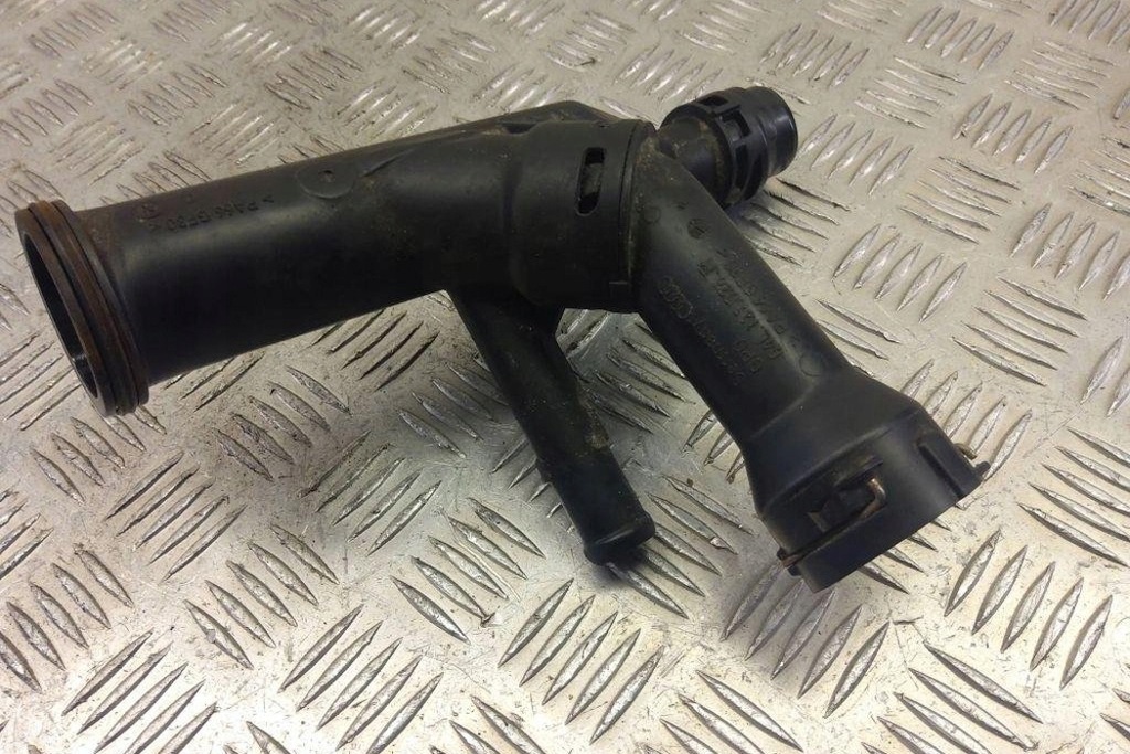 фото №9, Труба охлаждение audi 04l121026r 1.97l дизель 2017