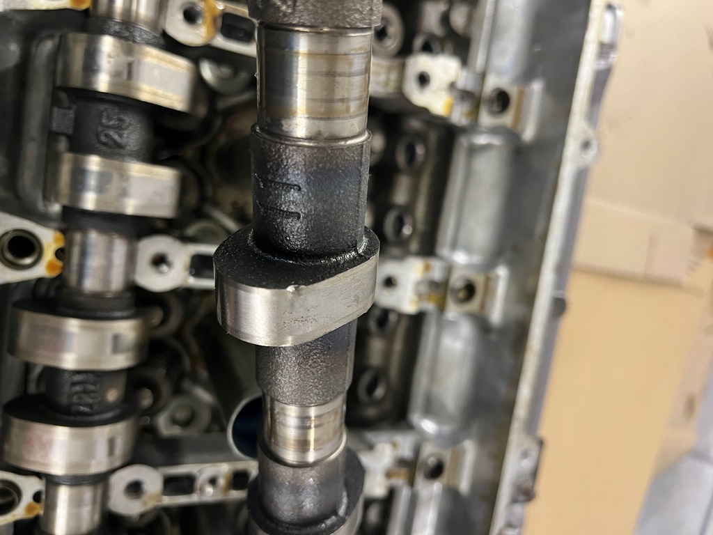 фото №8, Toyota auris ii e18 головка комплектная a1zr-e12u 1,6 16v