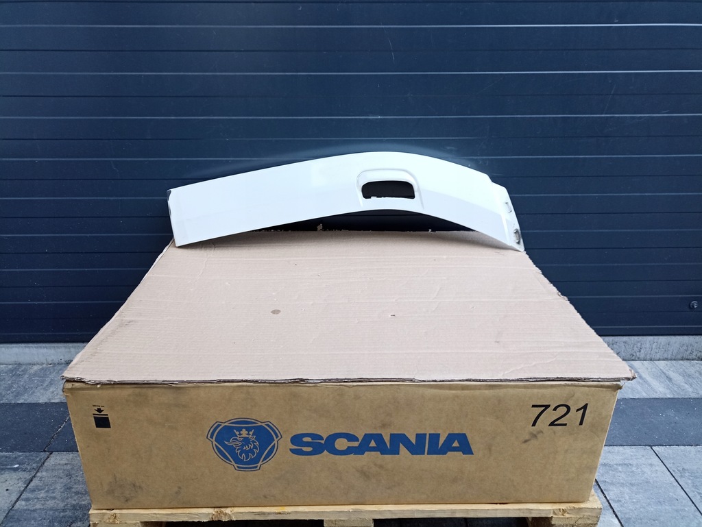 фото №1, Подкрылок накладка scania r s 2304657