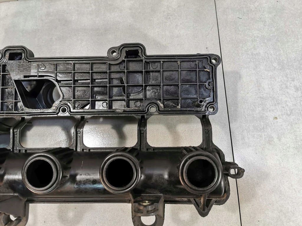 фото №5, Крышка клапанов citroen c2 1.4 hdi 68km 8hz