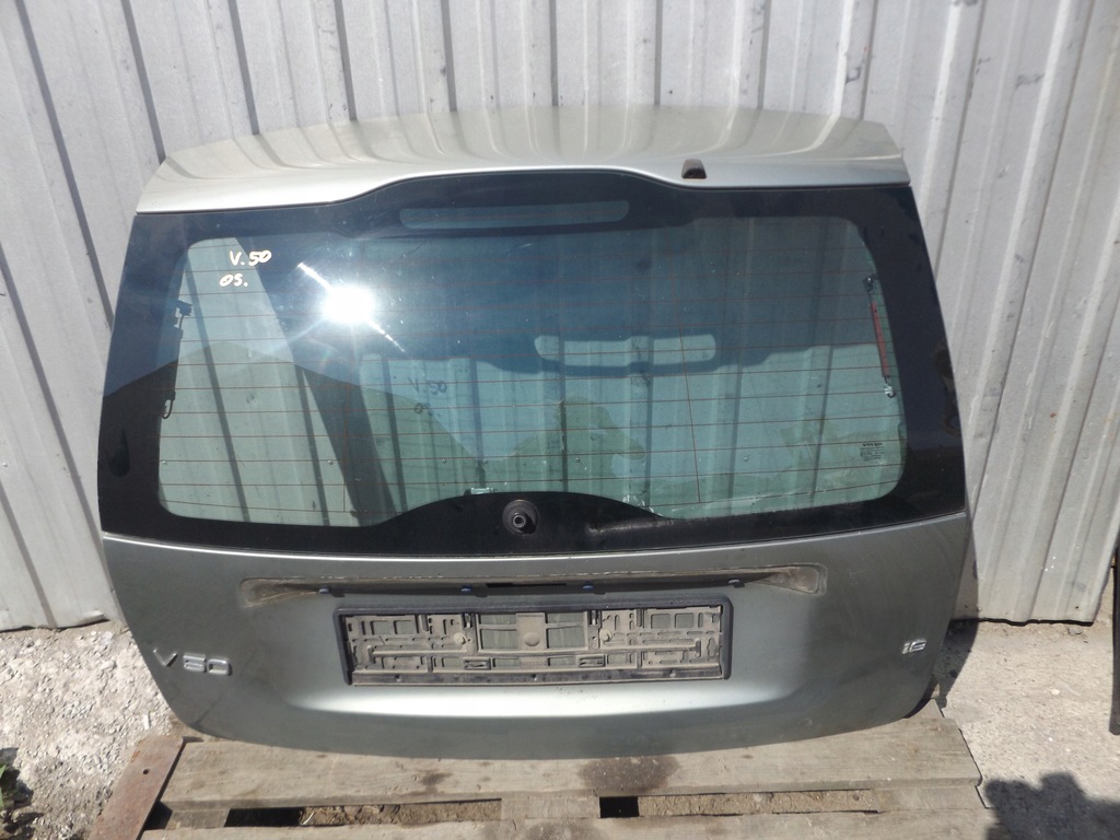 фото №1, Volvo v50 кришка багажника задня