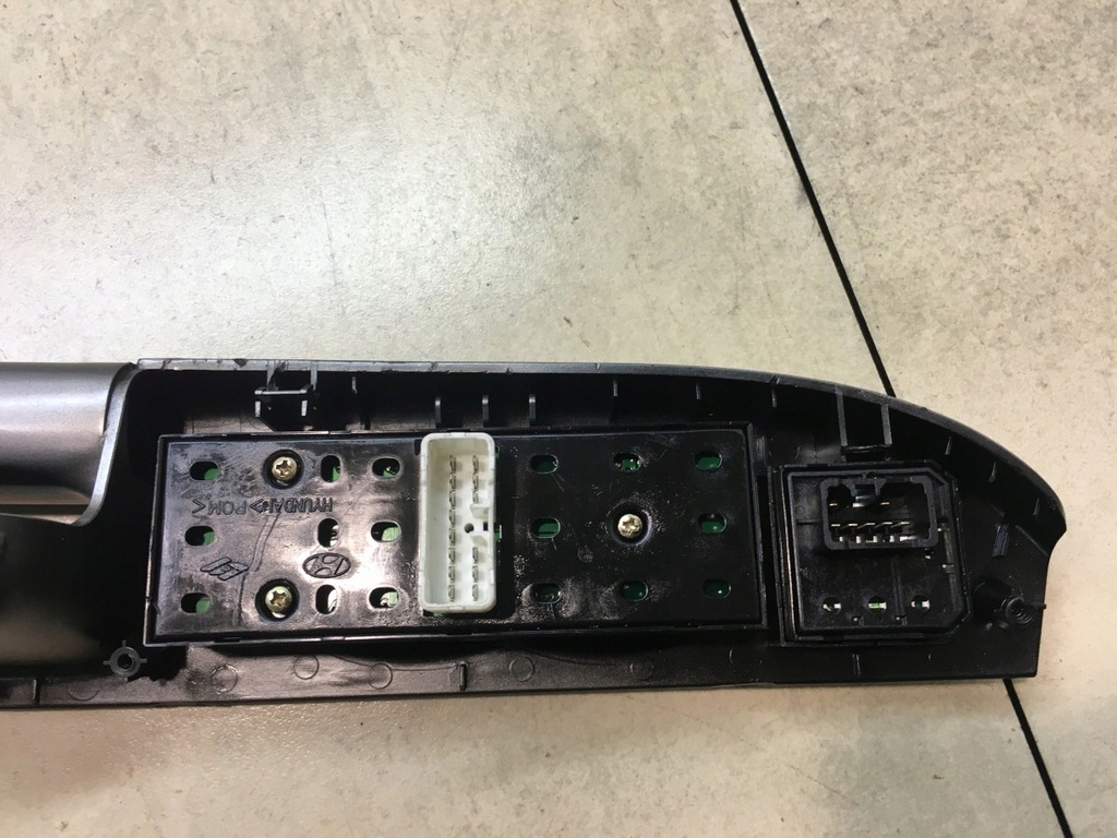 фото №7, Панель окон левый перед carens ii 0k2fa66350