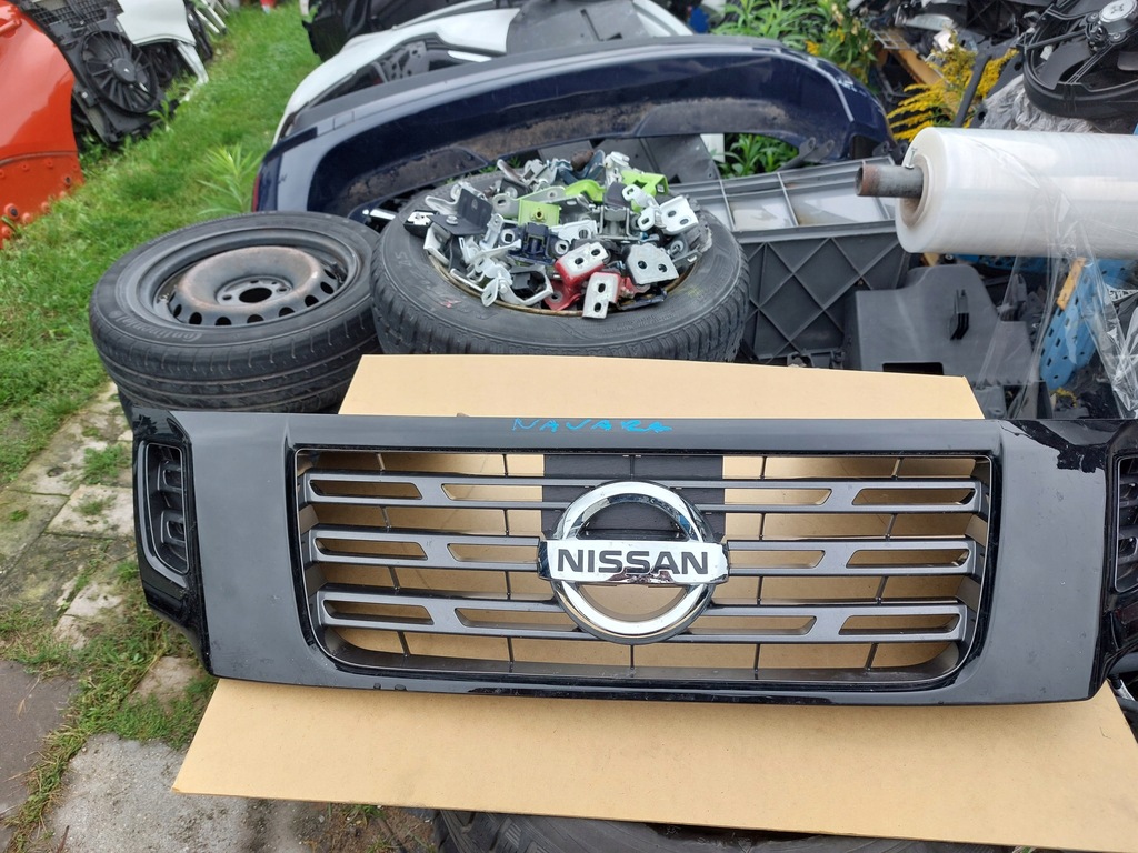 фото №1, Решётка радиатора решётка радиатора nissan navara d23 np300