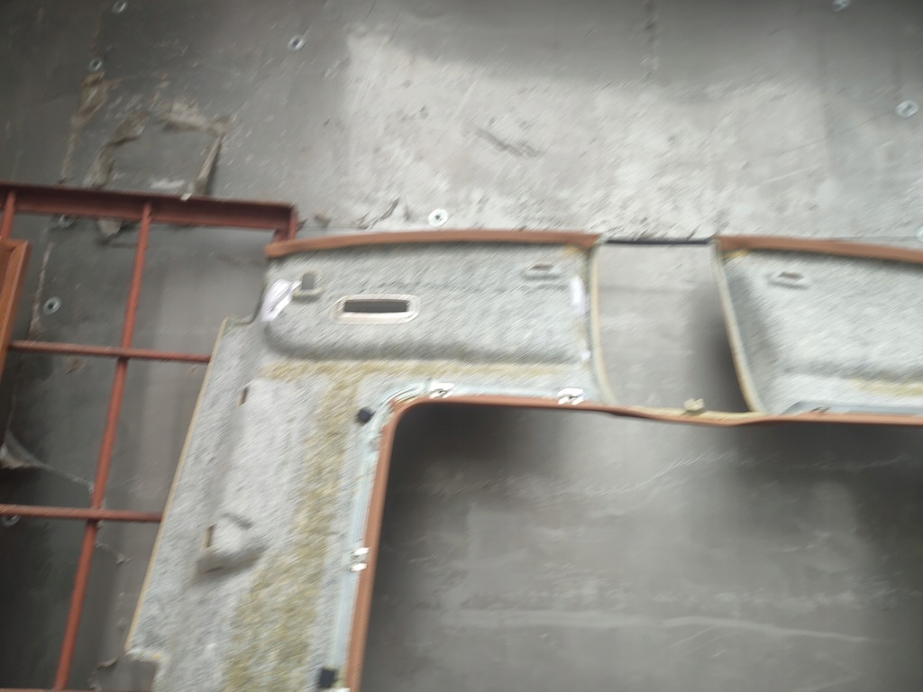 фото №9, Потолок люк оранжевая audi a6 c6 kombi